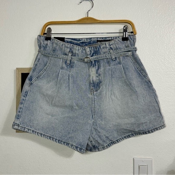 NWT BLANKNYC Paperbag denim shorts Size 29 - Picture 3 of 6